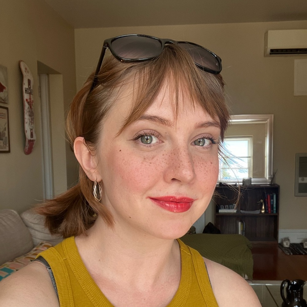 Meet your Posher, Neva